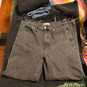 Madewell Women's Straight Leg Jeans in black/gray